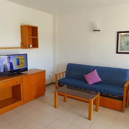 Aromar Rentalmar 아파트